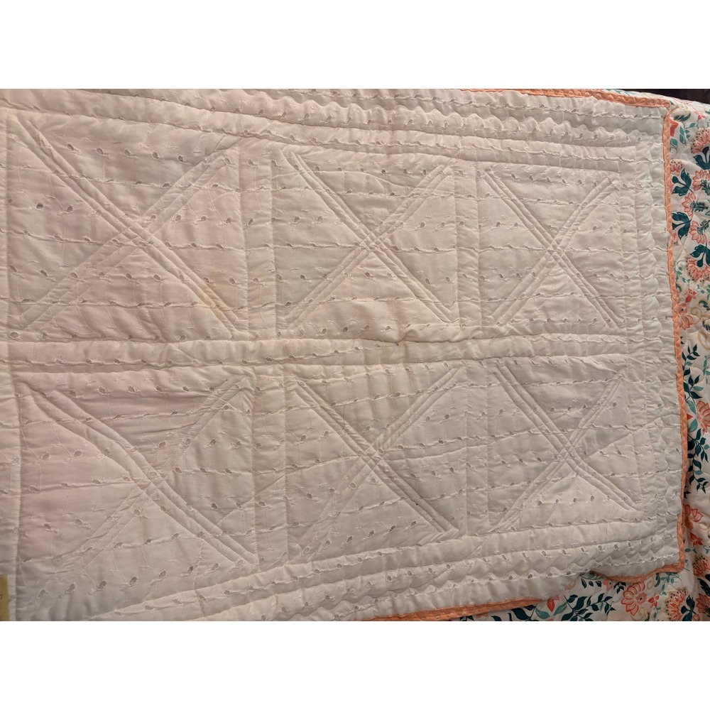 Handmade Log Cabin Quilt Pink Blue Green Floral Eyelet Backing 35 x 25 - Picture 3 of 4